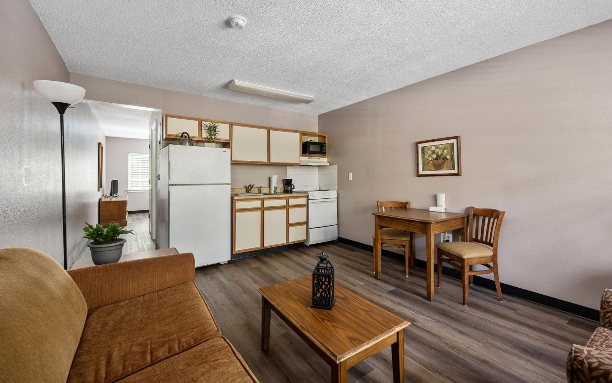 Affordable Suites Greenville Esterno foto