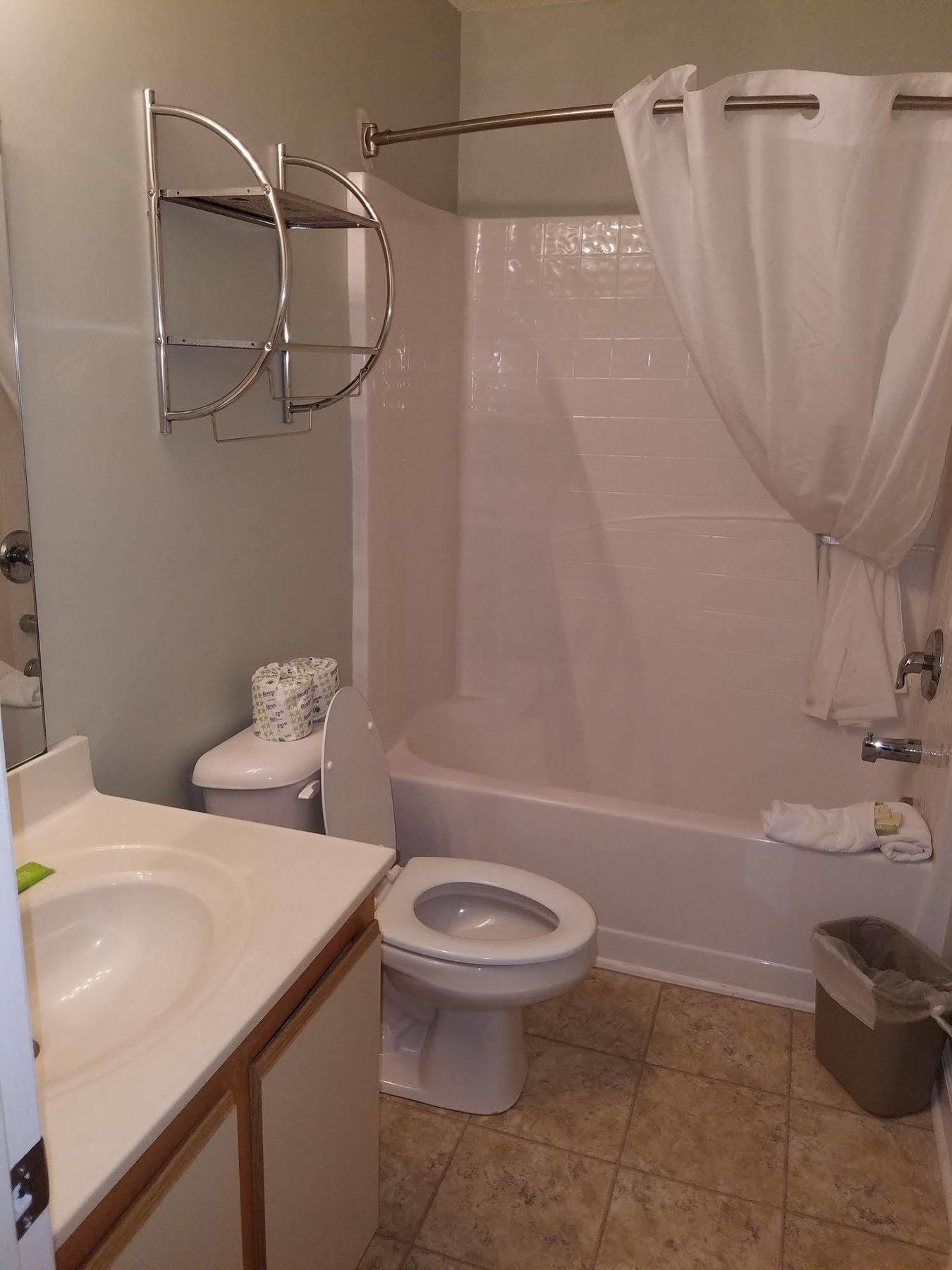 Affordable Suites Greenville Esterno foto
